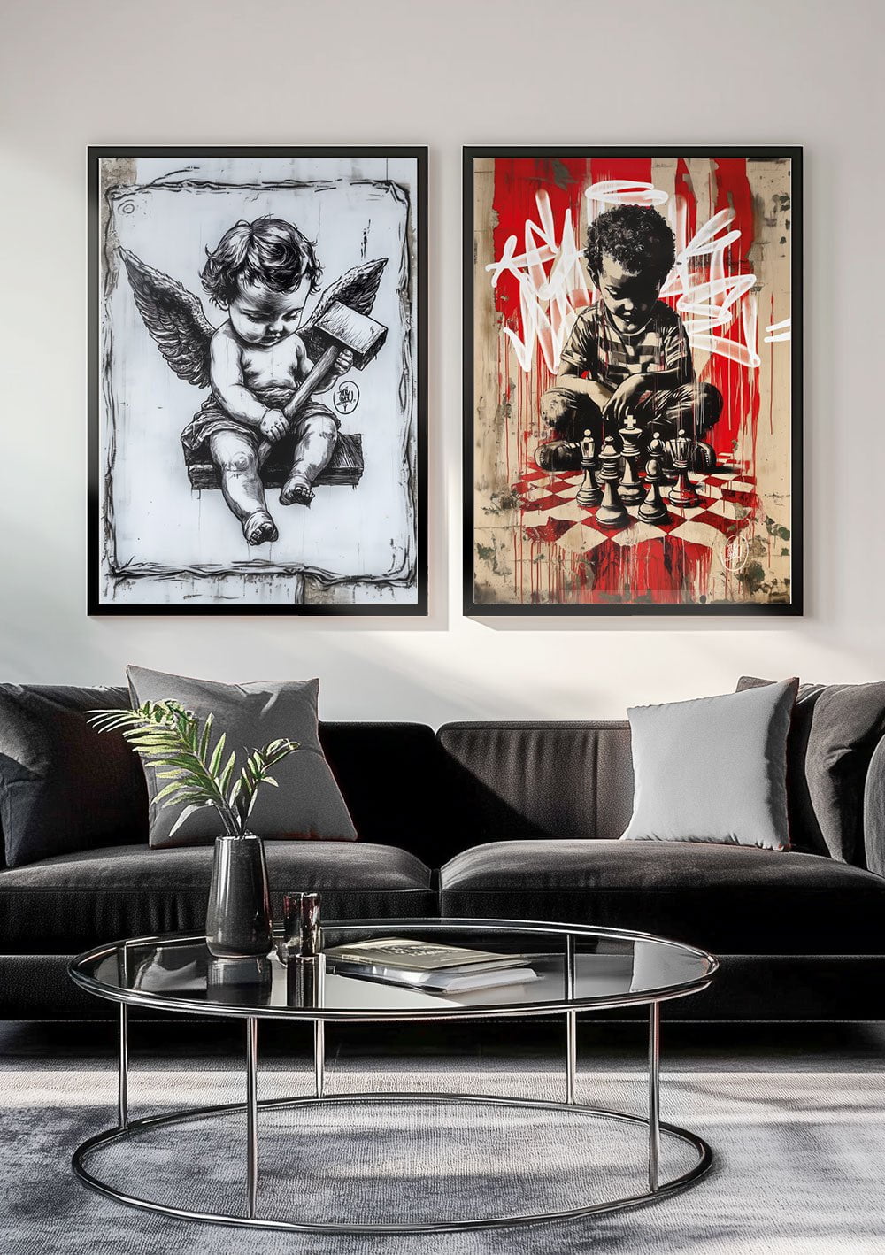 Duo de poster Street-Art avec le jeune garcon à l'échiquier, dans des cadres noirs dans un salon.