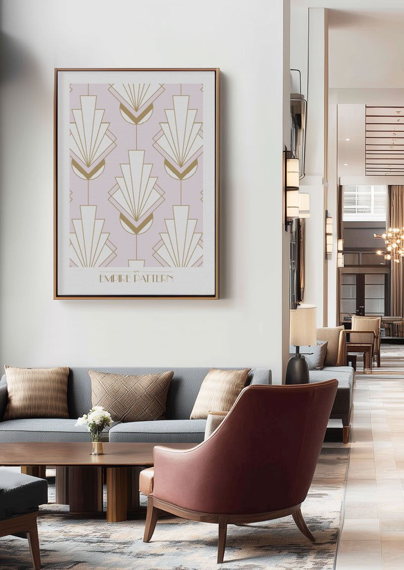 Poster Art Déco Empire Pattern dans un cadre affichée dans un salon d'hotel.
