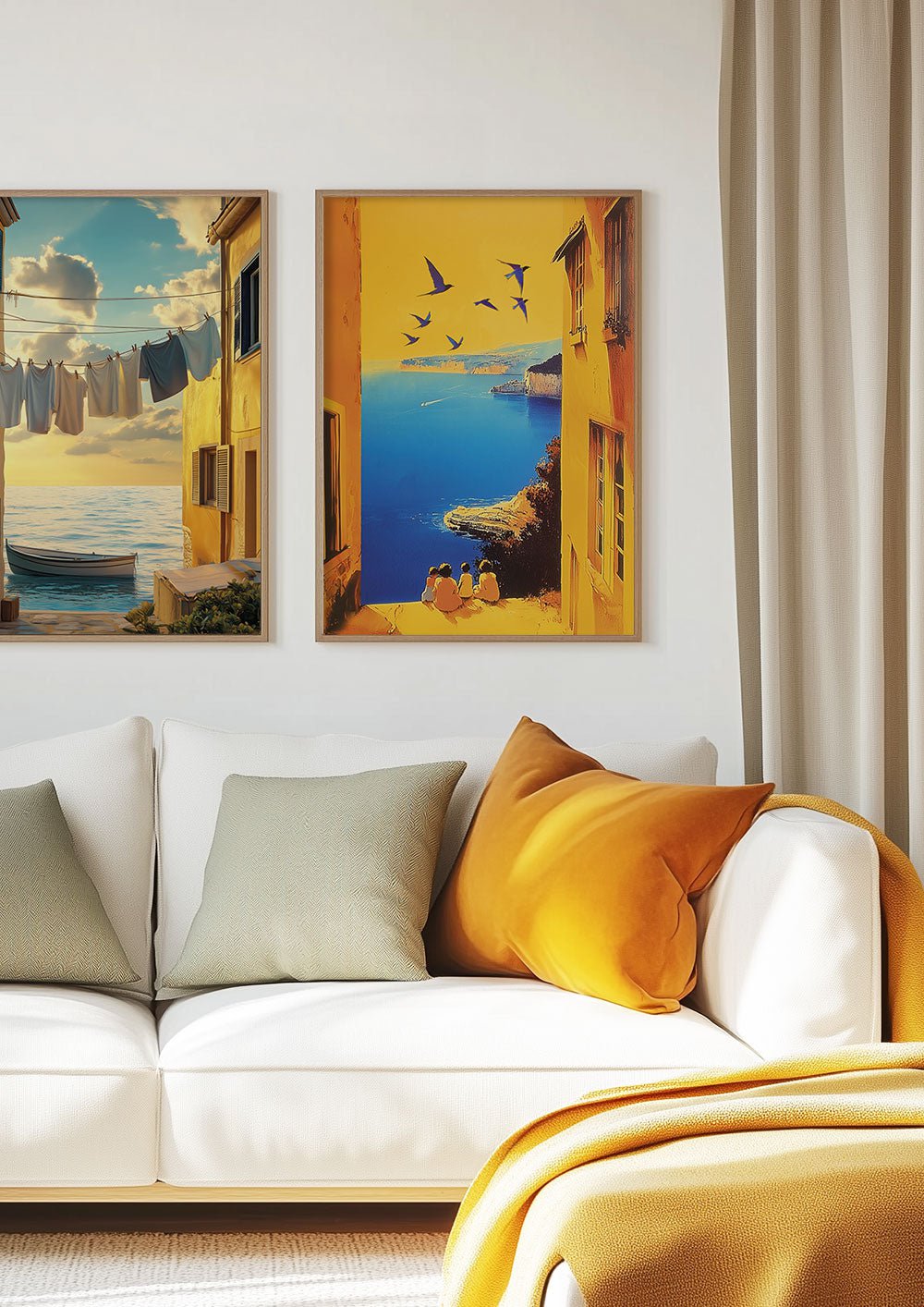 Duo d'affiche italie montrant la mer encadrées sur le mur d'un salon