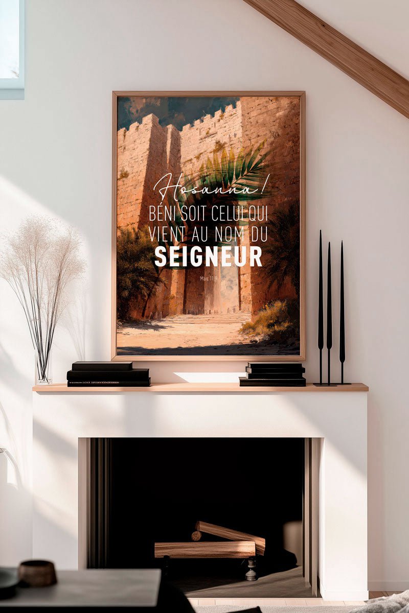 Affiche chrétienne "hosanna!" des portes de la miséricorde, encadrée au dessus d'une cheminée