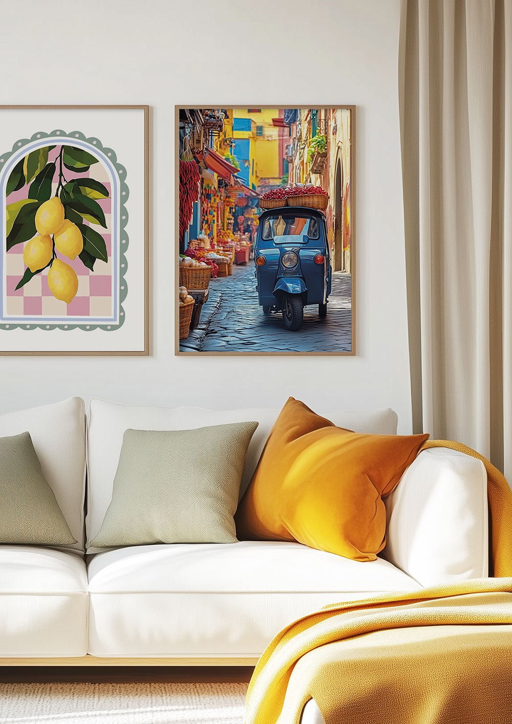 Duo d'affiche murale été sur le thème de la sicile encadrées sur le mur d'un salon