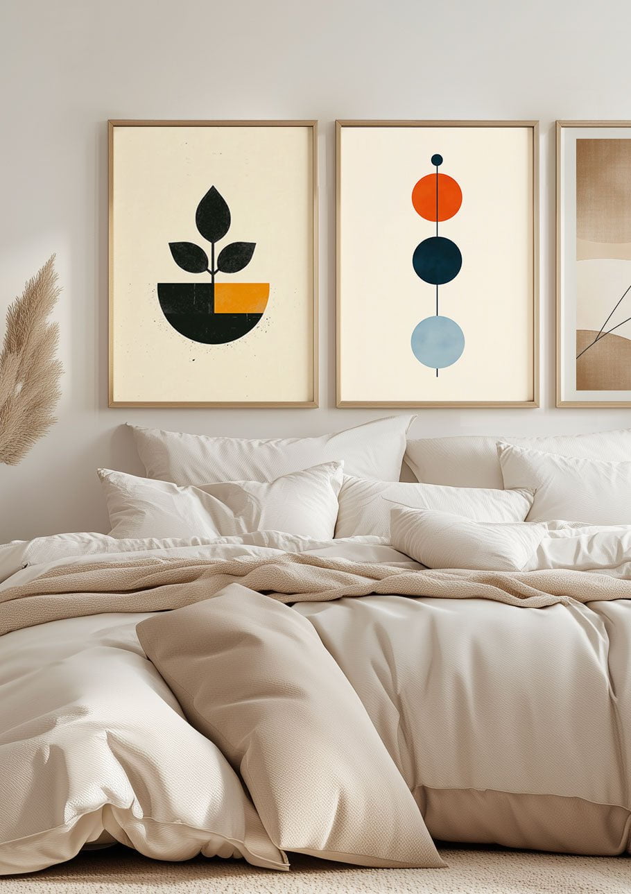 Affiche Bauhaus d'une plante géométrique noire encadrée dans une chambre design.