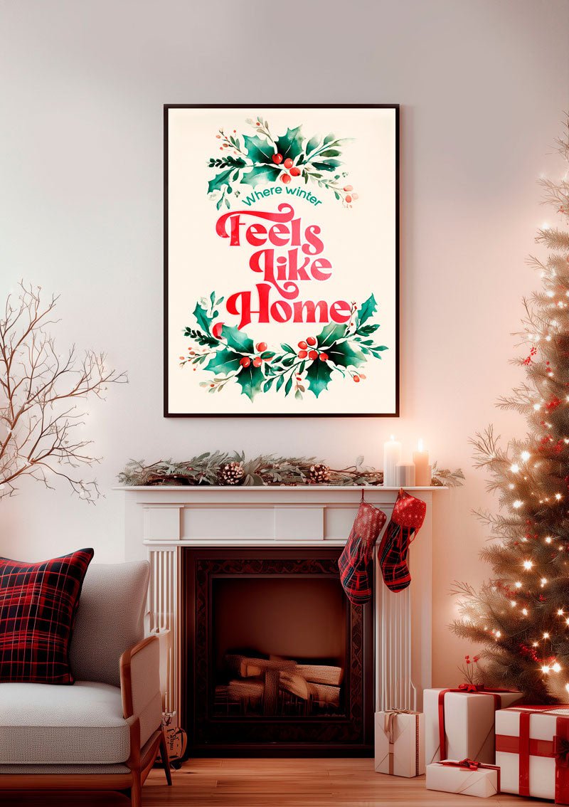 Affiche de noel d'une aquarelle de branches de houx avec texte encadrée dans un salon