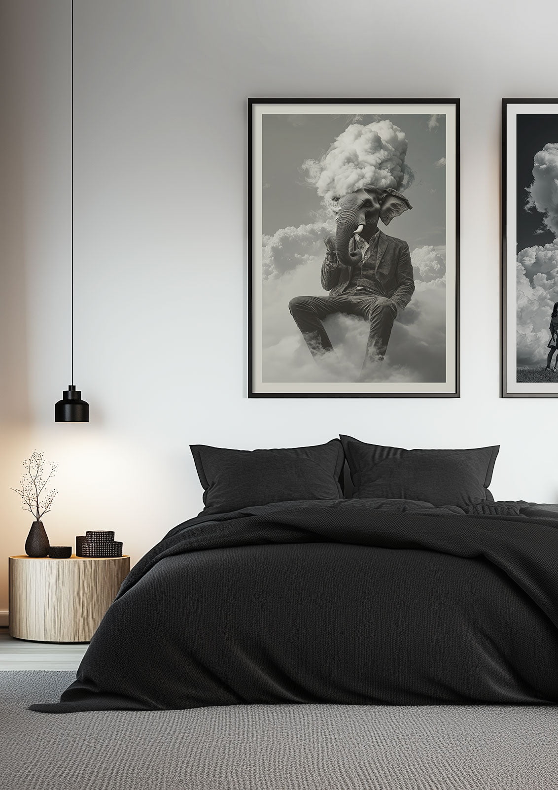 Mise en situation de l'affiche éléphant humanoïde et nuages, dans une chambre.