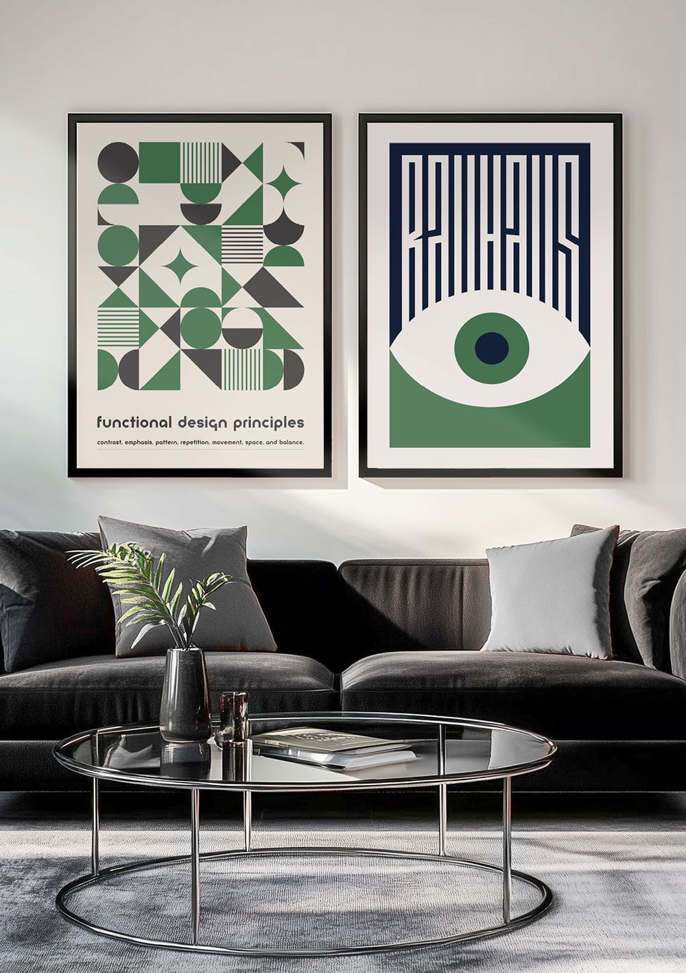 Les deux affiche bauhaus en vert et gris foncé encadrées en duo dans un salon.