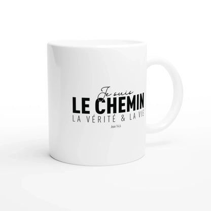 Mug en céramique blanche avec le verset de la bible jean 14:6 écrit en noir.