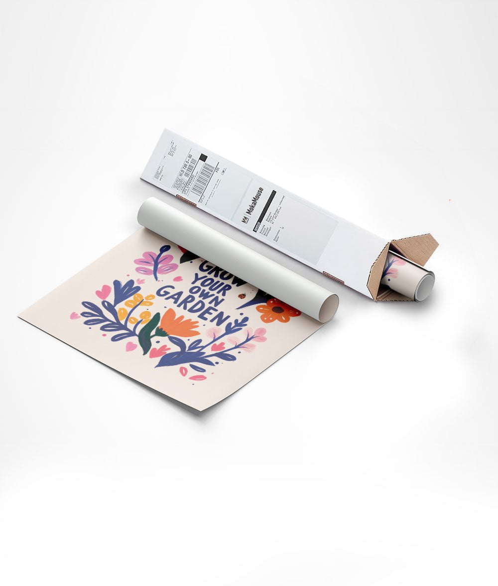 Affiche typo "grow your own garden" fleuri emballée dans un carton triangulaire