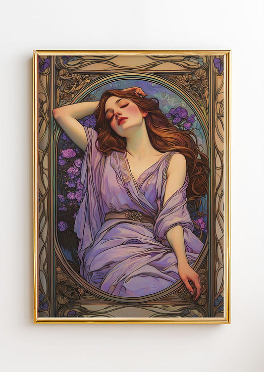 Poster art déco 1930 dans un cadre or, d'une femme en robe violette, entourée de fleurs.