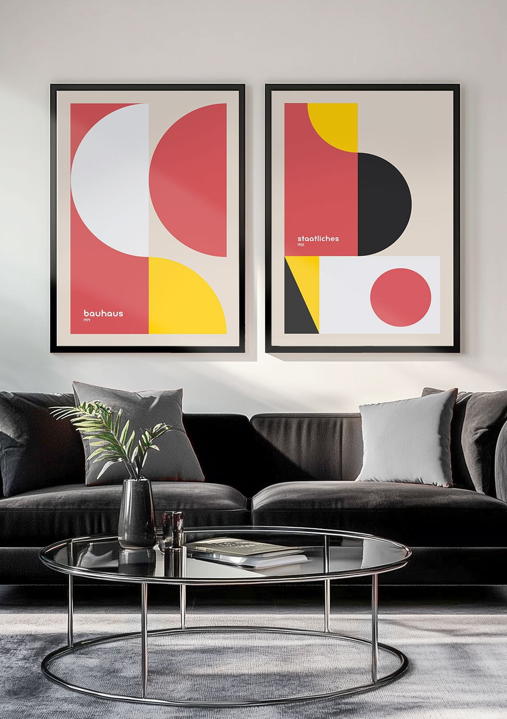 Affiche bauhaus teintes rose affichée en duo dans un salon