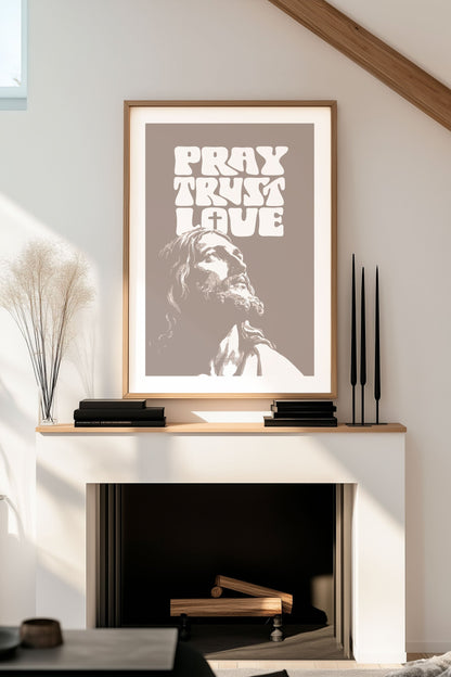 poster chrétien couleur sable montrant dieu regardant vers le ciel, avec un texte, dans un salon