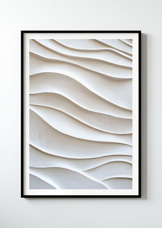 Poster minimaliste illustrant des vagues texturées peintes sur textile dans un cadre noir.