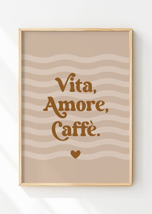 Poster citation italienne Vita, amore, caffè en marron dans un cadre en bois
